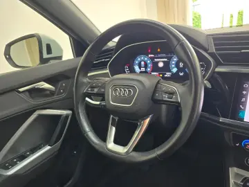 AUDI Q3 45 TFSI qu. advanced LED Virtual Leder 19