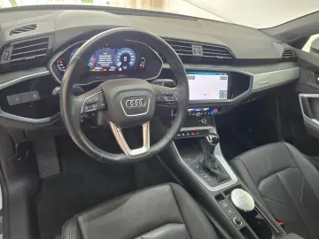 AUDI Q3 45 TFSI qu. advanced LED Virtual Leder 19