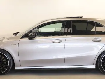 MERCEDES-BENZ A 35 AMG 306PS 7G 4Matic Burmester Pano HUD