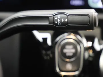 MERCEDES-BENZ A 35 AMG 306PS 7G 4Matic Burmester Pano HUD