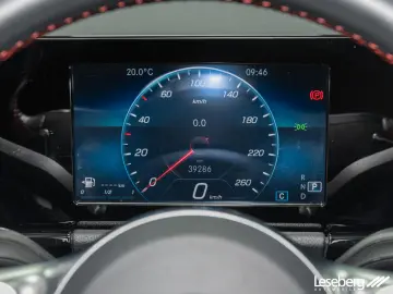 MERCEDES-BENZ GLA 200 AMG Multibeam AHK Kamera Tempo…