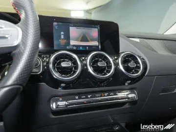 MERCEDES-BENZ GLA 200 AMG Multibeam AHK Kamera Tempo…