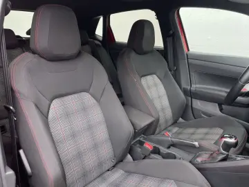 VW Polo GTI 2.0 TSI DSG Pano Kamera Keyless Beats