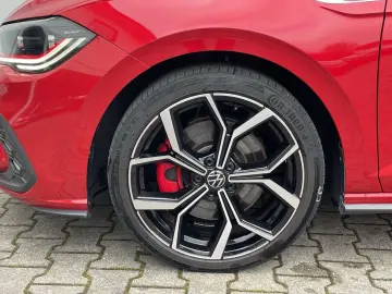 VW Polo GTI 2.0 TSI DSG Pano Kamera Keyless Beats