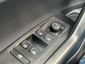 VW Polo GTI 2.0 TSI DSG Pano Kamera Keyless Beats
