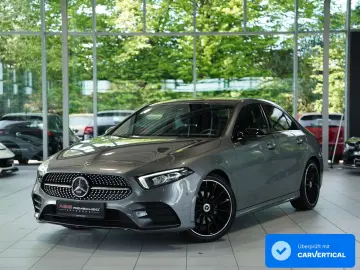 MERCEDES-BENZ A 200 Limousine AMG Line  2.H  19  Nig…