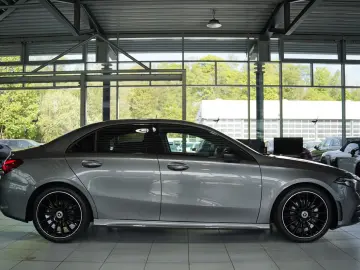 MERCEDES-BENZ A 200 Limousine AMG Line  2.H  19  Nig…