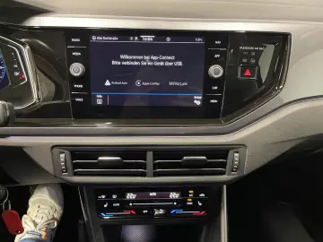 VW Polo Style 1.0 TSI DSG AHK ACC NAVI PANO