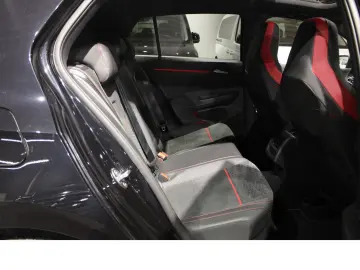 VW Golf GTI Clubsport MATRIX PANO SHZ NAVI VIRT