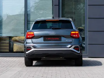 AUDI Q2 30 TFSI S line MIT 3 JAHREN GARANTIE !!!