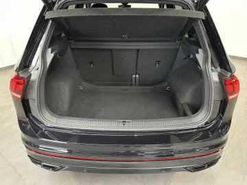 VW Tiguan 2.0 TDI DSG R-Line Black NAV LED ACC KAM