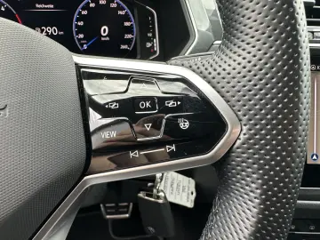 VW Tiguan 2.0 TDI DSG R-Line Black NAV LED ACC KAM