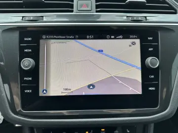 VW Tiguan 2.0 TDI DSG R-Line Black NAV LED ACC KAM