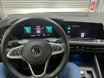 VW Golf Active LED APP Kamera PANO Totwinkel-Asiten