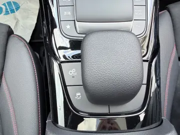 MERCEDES-BENZ A 35 AMG A Limousine 4M HUD EGSD Navi