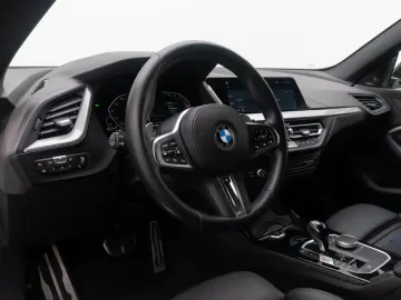 BMW 220d Gran Coupé M Sport HUD H K DAB Komfort 18Zl