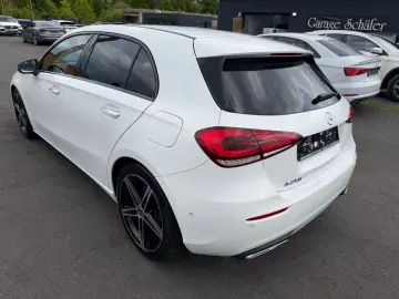 MERCEDES-BENZ A 250 360  Kamera Navi LED AMG Performance