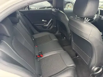 MERCEDES-BENZ A 250 360  Kamera Navi LED AMG Performance