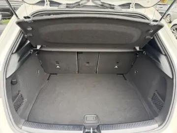 MERCEDES-BENZ A 250 360  Kamera Navi LED AMG Performance