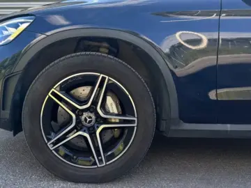 MERCEDES-BENZ GLC 300 e 4Matic COUPE AMG-LINE