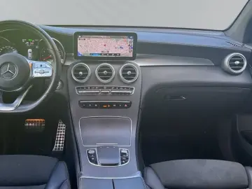 MERCEDES-BENZ GLC 300 e 4Matic COUPE AMG-LINE