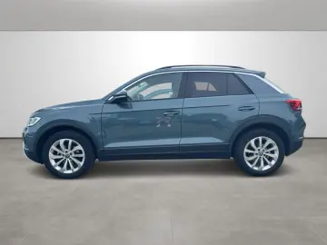 VW T-Roc 1.5 TSI DSG  NAVI KEYLESS KAMERA