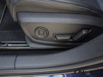 AUDI A3 S-line 40 TDI quattro  AHK B&O ACC KAMERA NAV