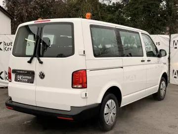 Volkswagen T6.1 2.0 TDI Caravelle Trendline 9-Locuri
