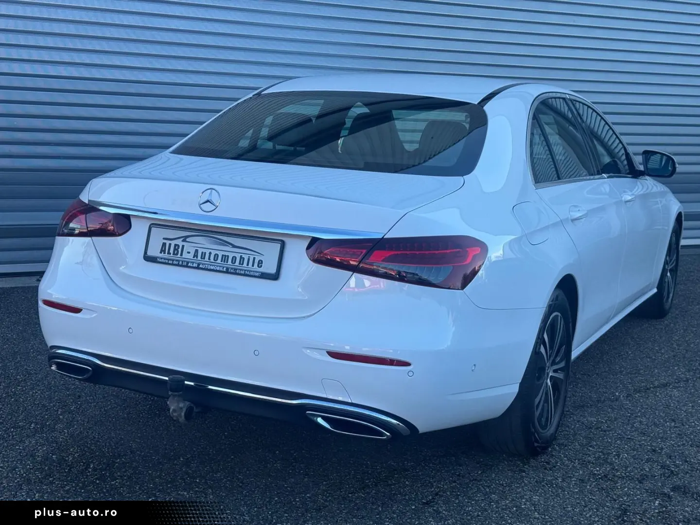 MERCEDES-BENZ E 220d Limousine NAVI LED AHK  PARKLENK