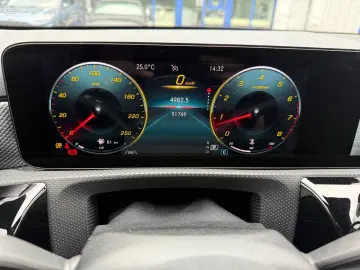 MERCEDES-BENZ A 250 Progressive Automatik Navi LED Kamera
