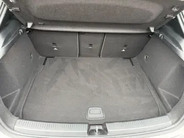 MERCEDES-BENZ A 250 Progressive Automatik Navi LED Kamera