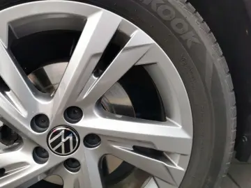 VW Taigo R-Line 1.0 TSI 7-Gang Navi CarPlay Klima