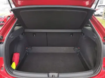 VW Taigo R-Line 1.0 TSI 7-Gang Navi CarPlay Klima