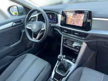 VW T-Roc Life 1.0 TSI Navi Assisstenzpaket IQ.Drive