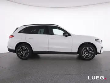 MERCEDES-BENZ GLC 300 de 4M AMG Ventilation 360