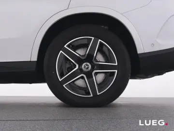 MERCEDES-BENZ GLC 300 de 4M AMG Ventilation 360