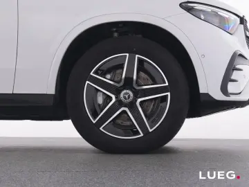 MERCEDES-BENZ GLC 300 de 4M AMG Ventilation 360