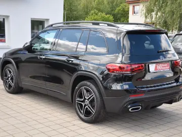 MERCEDES-BENZ GLB 220 d 8G-DCT AMG-NIGHT-DISTR.-RKAM-AHK-LED