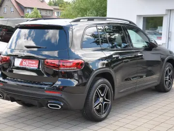 MERCEDES-BENZ GLB 220 d 8G-DCT AMG-NIGHT-DISTR.-RKAM-AHK-LED