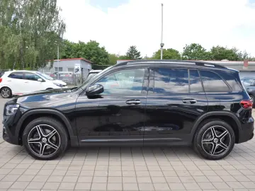 MERCEDES-BENZ GLB 220 d 8G-DCT AMG-NIGHT-DISTR.-RKAM-AHK-LED