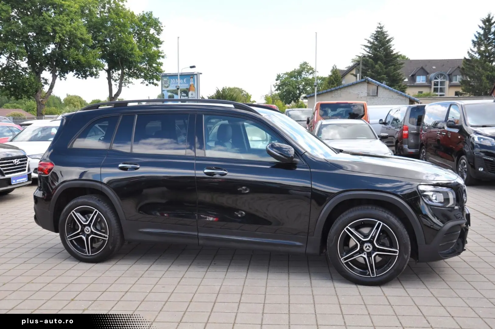 MERCEDES-BENZ GLB 220 d 8G-DCT AMG-NIGHT-DISTR.-RKAM-AHK-LED