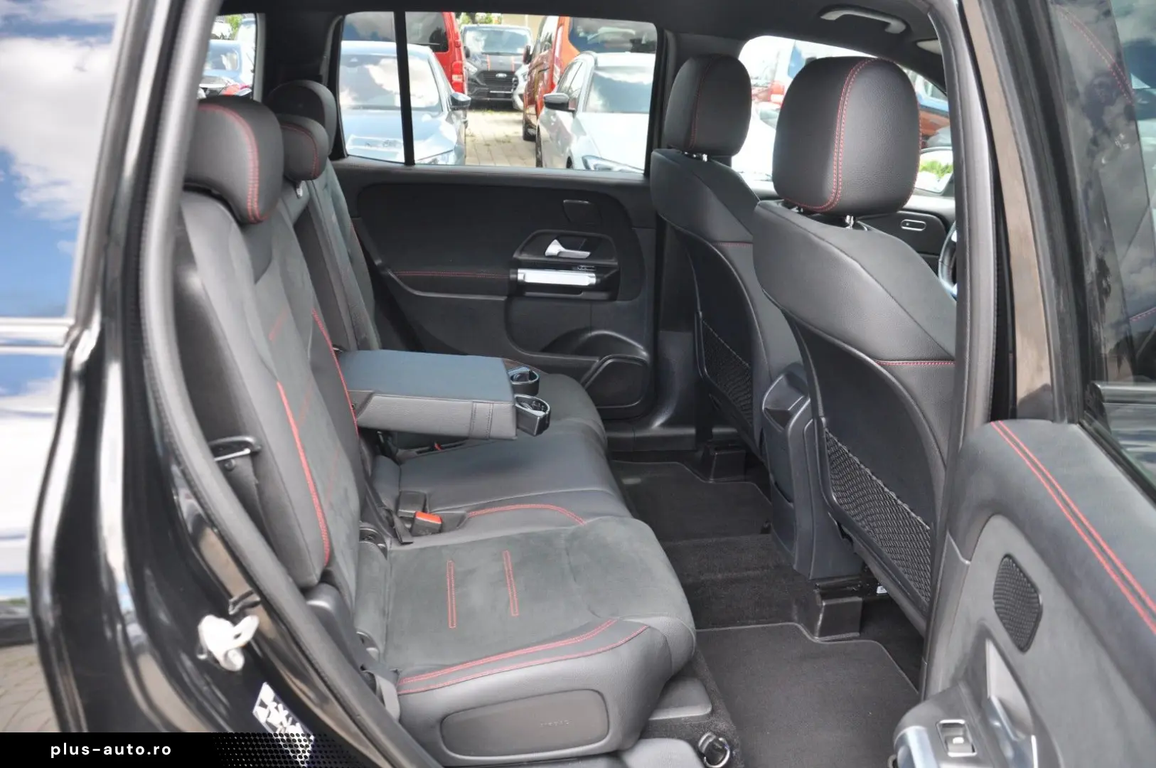 MERCEDES-BENZ GLB 220 d 8G-DCT AMG-NIGHT-DISTR.-RKAM-AHK-LED
