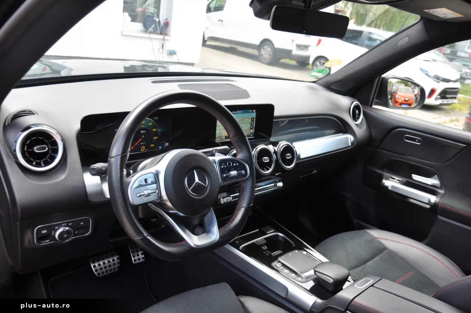 MERCEDES-BENZ GLB 220 d 8G-DCT AMG-NIGHT-DISTR.-RKAM-AHK-LED