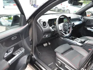 MERCEDES-BENZ GLB 220 d 8G-DCT AMG-NIGHT-DISTR.-RKAM-AHK-LED