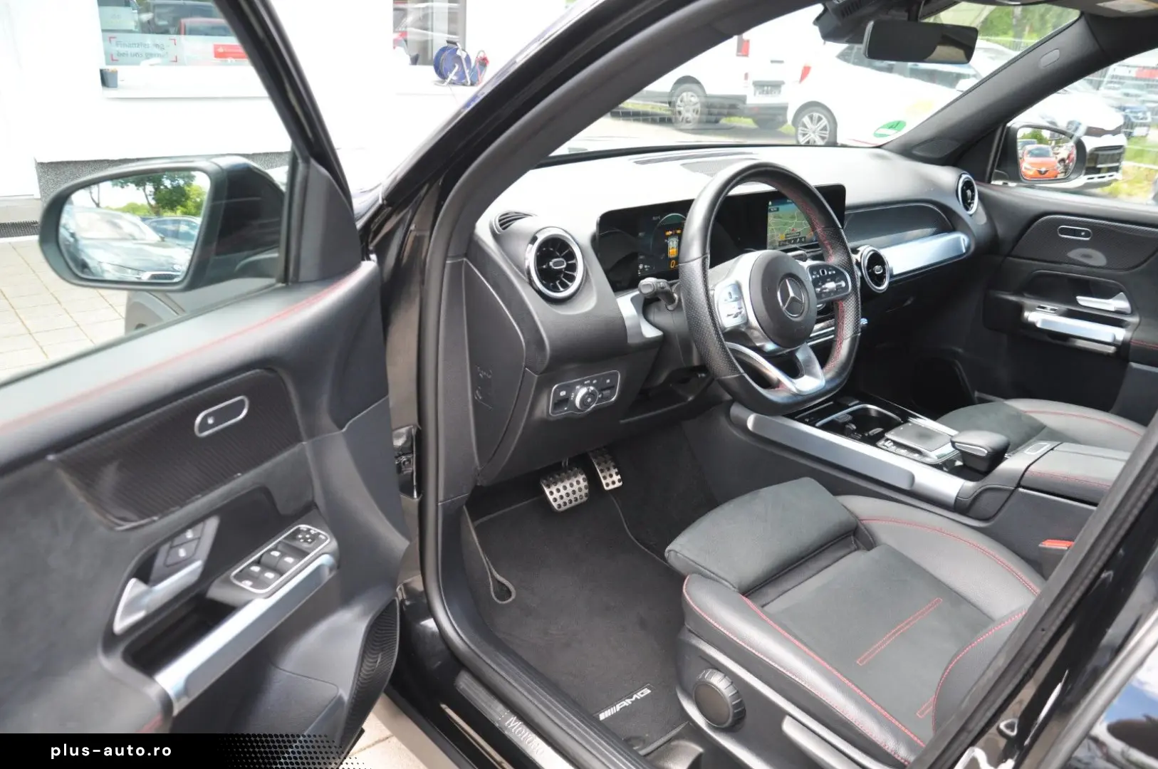 MERCEDES-BENZ GLB 220 d 8G-DCT AMG-NIGHT-DISTR.-RKAM-AHK-LED