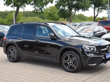 MERCEDES-BENZ GLB 220 d 8G-DCT AMG-NIGHT-DISTR.-RKAM-AHK-LED