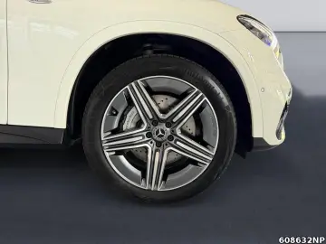 MERCEDES-BENZ GLC 300 de AMG Ventilation 360