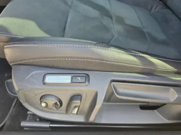 VW Arteon R-Line Pano Standhzg IQ-LED Matrix H&K