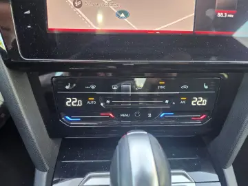 VW Arteon R-Line Pano Standhzg IQ-LED Matrix H&K