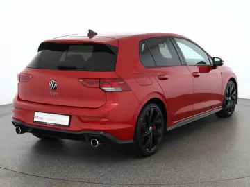 VW Golf VIII 2.0 TSI DSG GTI LED Navi Sitzheizung